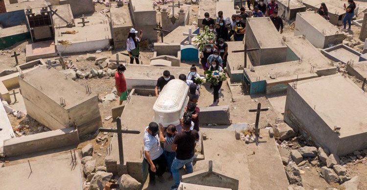 Covid: Peru more than doubles death toll after review