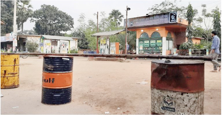 Transport owners in trouble as petrol pump owners’ strike enters 2nd day