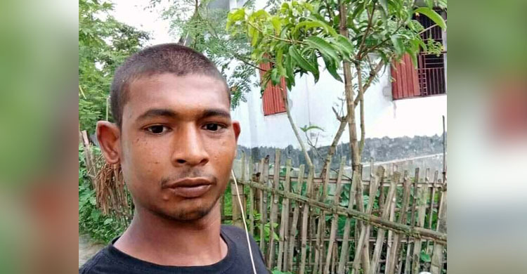 ফেনসিডিল নিয়ে সেলফি