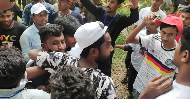 ফরিদপুরে বিএনপির গণসমাবেশে মোবাইলফোন চুরির হিড়িক