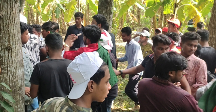 ফরিদপুরে বিএনপির গণসমাবেশে মোবাইলফোন চুরির হিড়িক