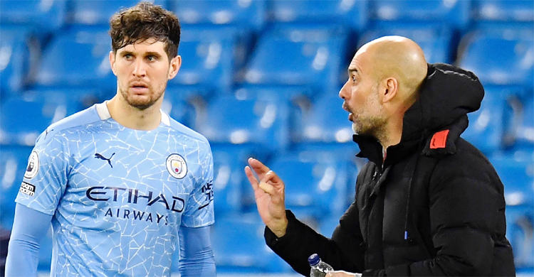 Stones signs new five-year Man City deal