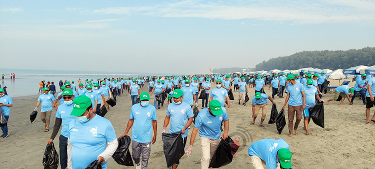 &lsquo;সমুদ্র রাখতে পরিষ্কার, দরকার শুধু ইচ্ছার&rsquo;