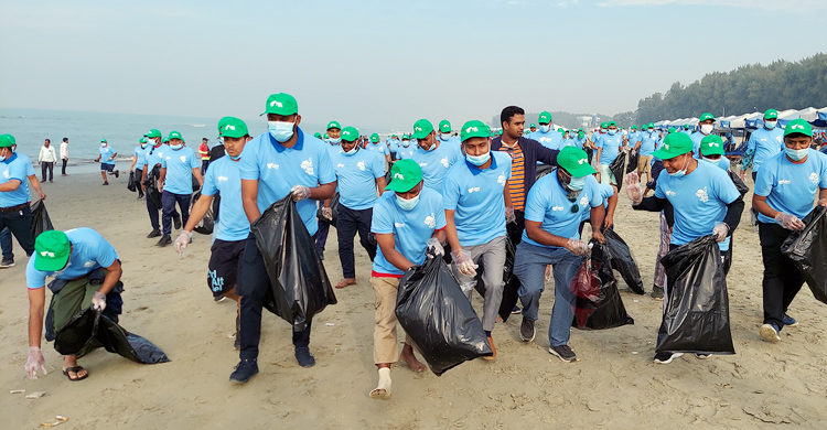 &lsquo;সমুদ্র রাখতে পরিষ্কার, দরকার শুধু ইচ্ছার&rsquo;
