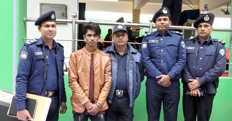 ৩০ সেকেন্ডের কথার সূত্র ধরে খুনিকে ধরল পুলিশ