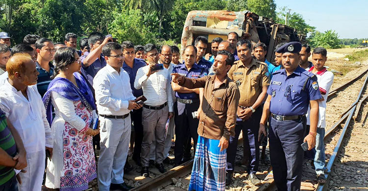 তূর্ণার চালক ও স্টেশন মাস্টারের জন্য বিলম্বিত হচ্ছে তদন্ত