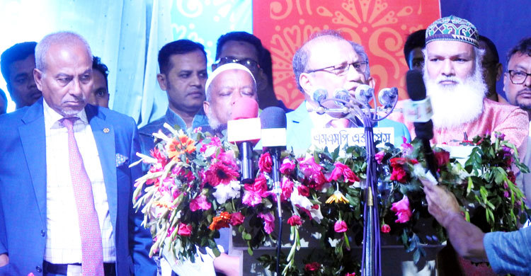 বঙ্গবন্ধু বেঁচে থাকলে ২০০০ সালেই এ দেশ সিঙ্গাপুরের মতো হতো