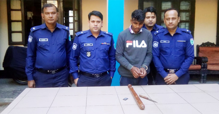 প্রেমে বাধা দেয়ায় প্রেমিকার বাবাকে গলা কেটে হত্যা