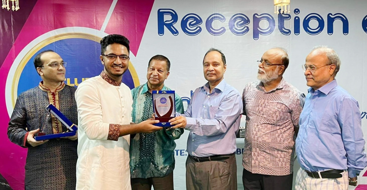 ৪০তম বিসিএসের নটরডেমিয়ানদের সংবর্ধনা