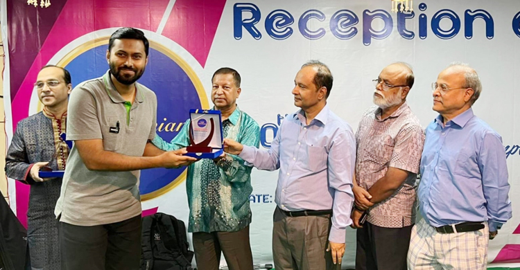 ৪০তম বিসিএসের নটরডেমিয়ানদের সংবর্ধনা