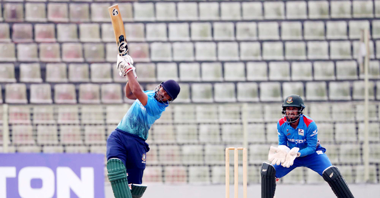 ১৬৪ রান করলেই ‘ডাবল’ জিতবেন সৌম্য-মিঠুনরা