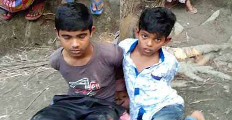 চুরির অপরাধে দুই শিশুকে নির্যাতন, বাবা-ছেলে গ্রেফতার