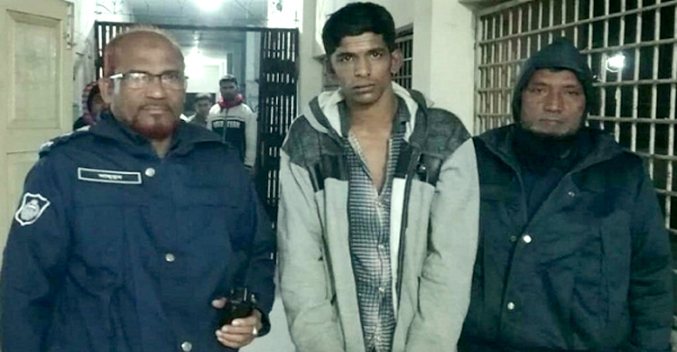 একা পেয়ে প্রবাসীর স্ত্রীকে ধর্ষণের চেষ্টা, যুবকের কারাদণ্ড