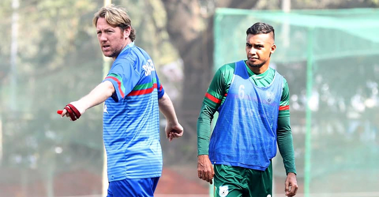 মুখোমুখি জেমি-জামাল, শেষ হাসি হাসবেন কে?