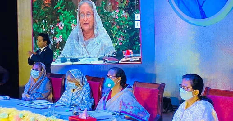 দু’বছর আমার মা সংসারের স্বাদ পেয়েছিলেন : প্রধানমন্ত্রী