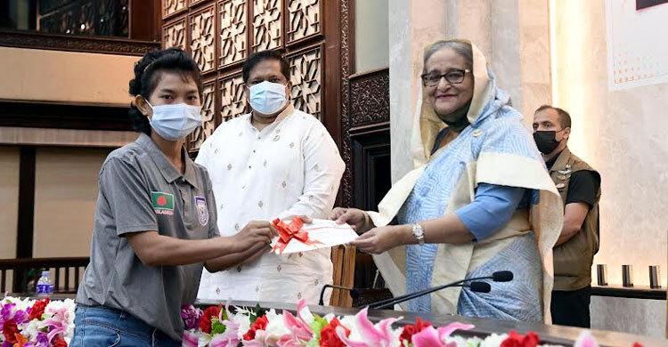 সব সময় তোমাদের পাশে আছি, যখন যা লাগে আমি দেবো: প্রধানমন্ত্রী