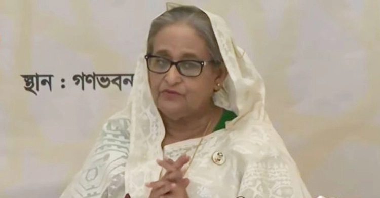 Model mosques to provide education, create awareness in curbing social menaces: PM