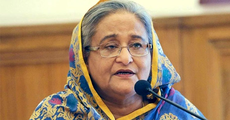 ‘কবিতা-গানে মানুষের হৃদয়ের কাছে পৌঁছানো যায়’
