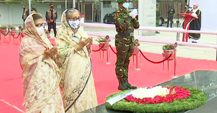 দীর্ঘদিন পর গণভবনের বাইরে প্রধানমন্ত্রী