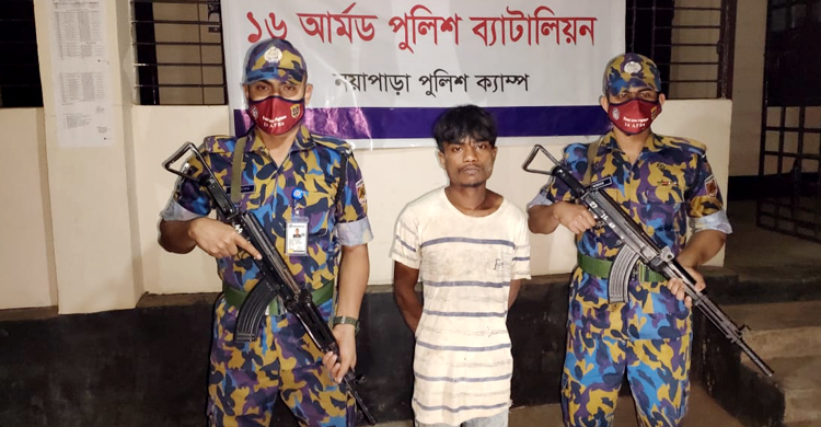 টেকনাফে ঘুমন্ত স্ত্রীর গলায় রশি পেঁচিয়ে হত্যা