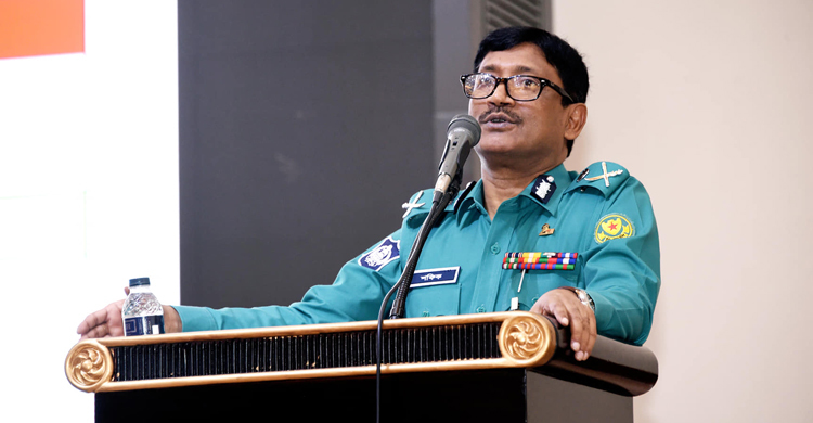 অপরাধীর সঙ্গে পুলিশ সদস্যের সম্পর্ক থাকলে চিহ্নিত করে ব্যবস্থা