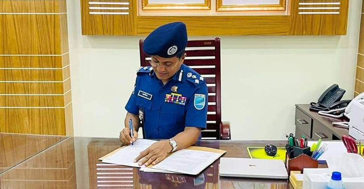 ট্যুরিস্ট পুলিশ প্রধানের দায়িত্ব নিলেন হাবিবুর রহমান