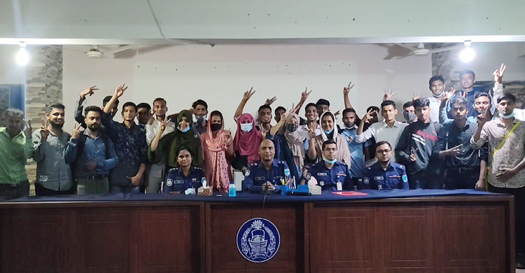 ১৩০ টাকা খরচে কনস্টেবল হলেন ৩০ জন