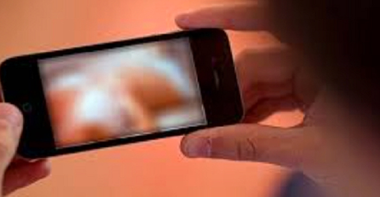 নারী পুলিশ সদস্যের ব্যক্তিগত ভিডিও ছড়ানোয় প্রেমিক গ্রেফতার