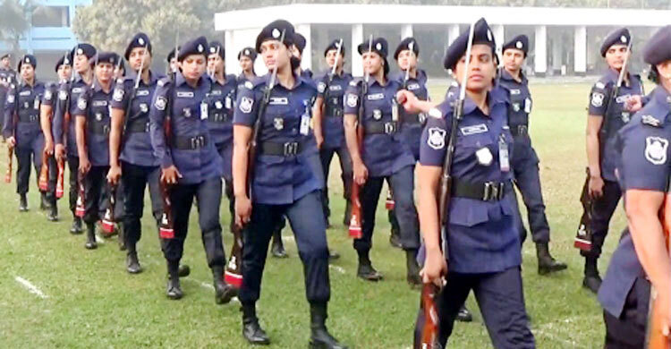 কনস্টেবল পদে ৬ দিনে লাখের বেশি আবেদন