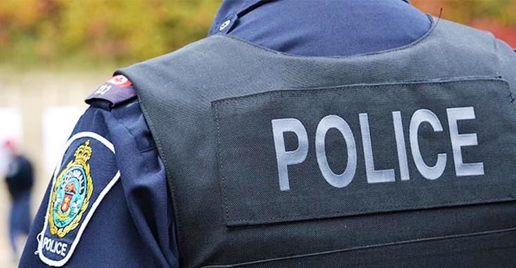 ফাঁড়ির পাশে পুলিশ সদস্যের হাত-পা বেঁধে মোটরসাইকেল ছিনতাই