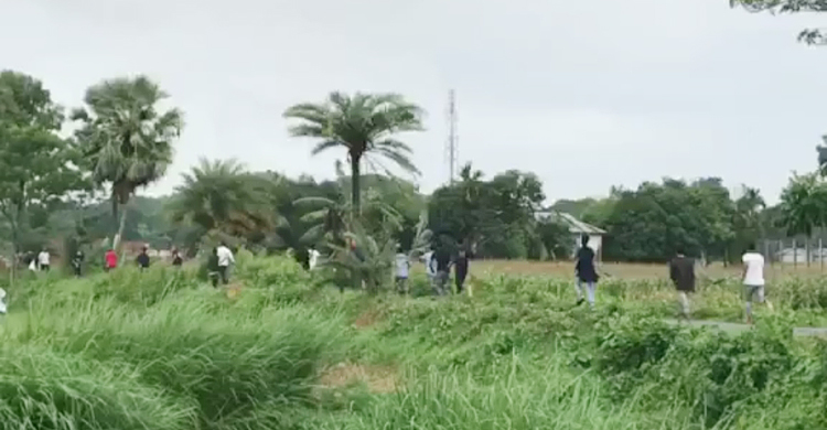 কিশোরগঞ্জে পুলিশের সঙ্গে আ&rsquo;লীগের ধাওয়া-পাল্টাধাওয়া