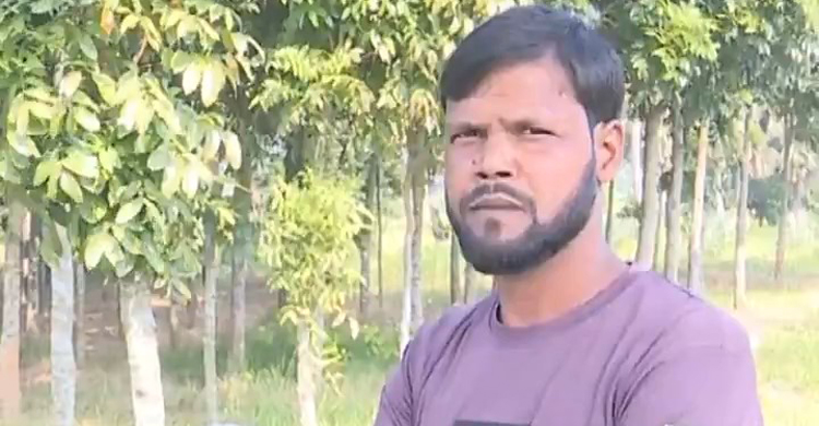 ৯ বছর ধরে পুলিশ সদস্য, বিএমডিএর নলকূপ অপারেটরও তিনি