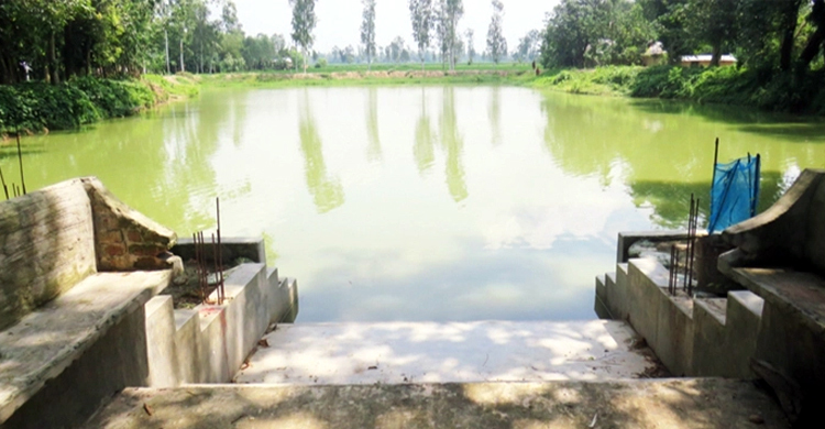 চুয়াডাঙ্গায় পুকুরে ডুবে ব্যবসায়ীর মৃত্যু