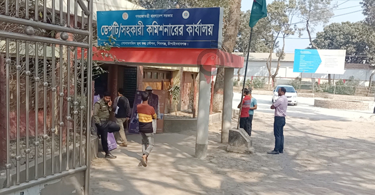 ব্যাপক রাজস্ব ঘাটতিতে সোনামসজিদ স্থলবন্দর