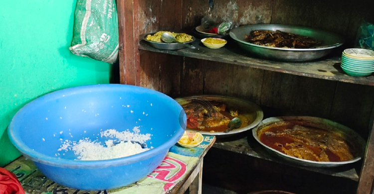 নিম্ন আয়ের মানুষের পাতে জুটছে না মাছ-মাংস