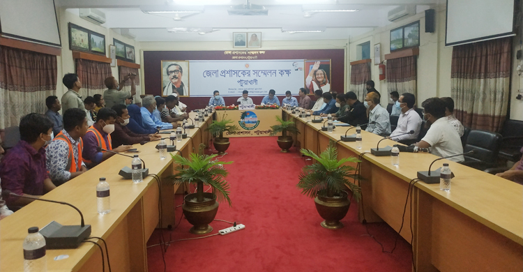 ঘূর্ণিঝড়ের আশঙ্কায় পটুয়াখালীতে ৯০০ আশ্রয়কেন্দ্র প্রস্তুত