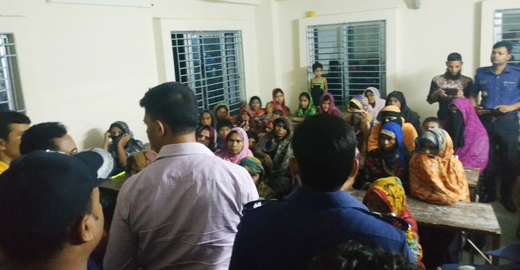 পটুয়াখালীতে আশ্রয়কেন্দ্রে সাড়ে ৪ লাখ মানুষ
