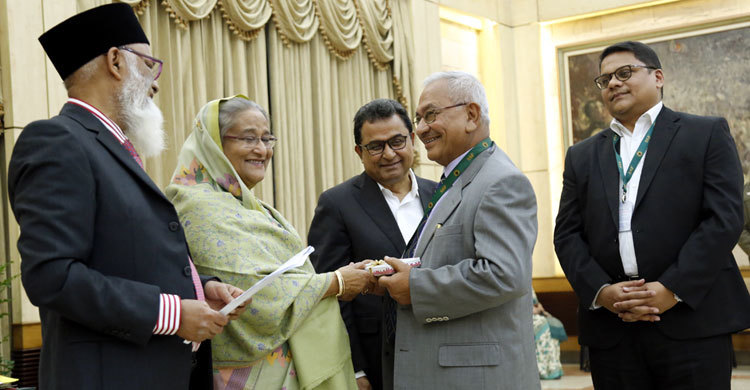 বঙ্গবন্ধু মেমোরিয়াল ট্রাস্টে প্রাইম ব্যাংকের ১০ কোটি টাকা অনুদান