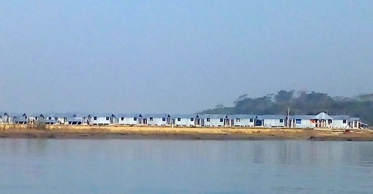 ১৩৭৮ পরিবার পাচ্ছে মাথা গোজার ঠাঁই