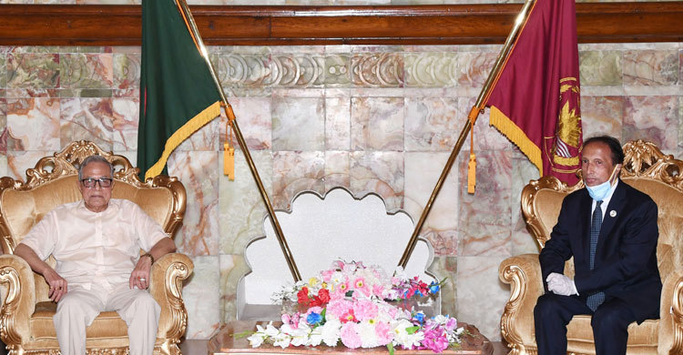 রাষ্ট্রপতির সঙ্গে পিএসসির বিদায়ী চেয়ারম্যানের সাক্ষাৎ