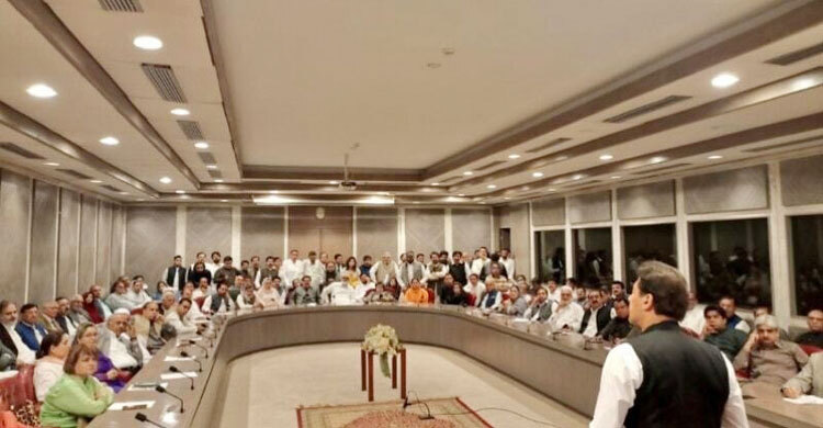 PTI announces mass resignations from National Assembly