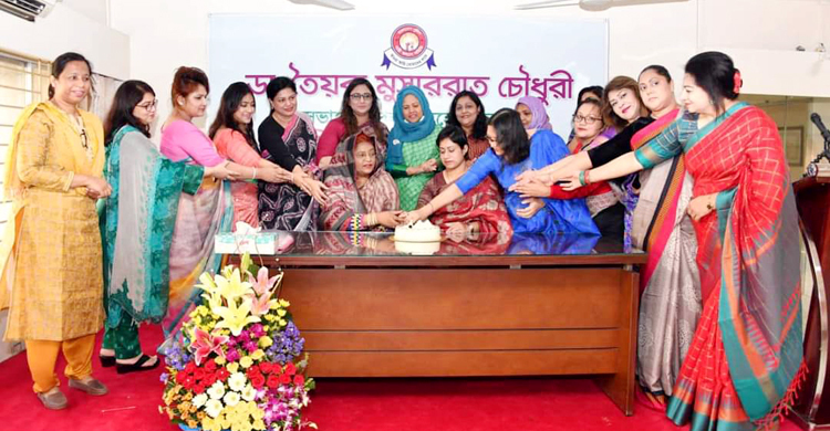 পুনাকের নতুন সভানেত্রী ডা. তৈয়বা মুসাররাত