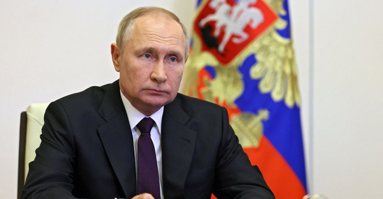 Russia covertly spent $300m to meddle abroad: US