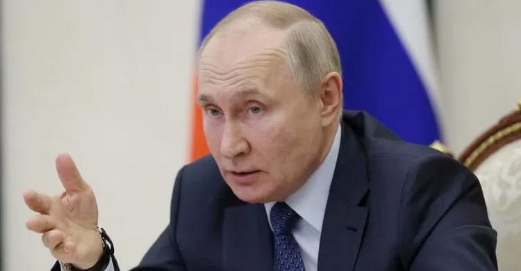 Nuclear risk is rising, but we are not mad: Putin