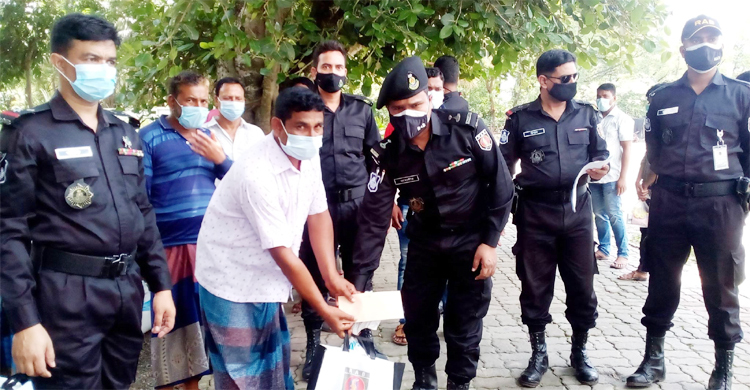 স্বাভাবিক জীবনে ফিরে আসা ২৮৪ জলদস্যু পেলেন ঈদ উপহার