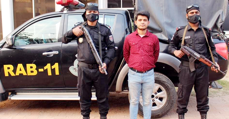 সিদ্ধিরগঞ্জে ভুয়া ডাক্তার আটক