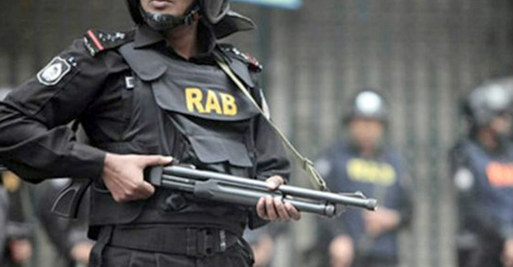 দিনে-দুপুরে র‌্যাবকে গুলি, পাল্টা গুলিতে দুই ডাকাত নিহত