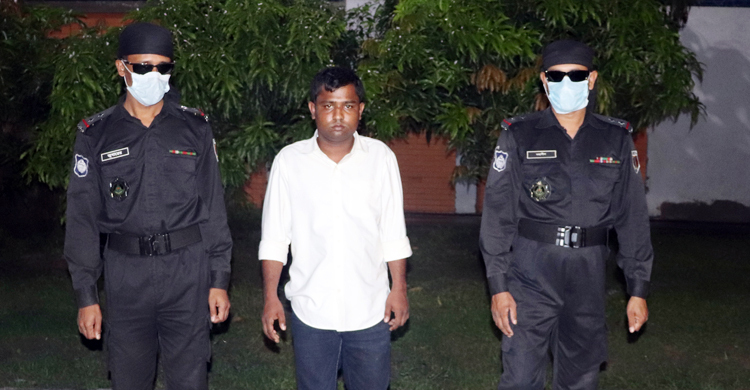 বড় কোম্পানির বড় কর্মকর্তা পরিচয়ে চাকরি দেয়ার নামে প্রতারণা