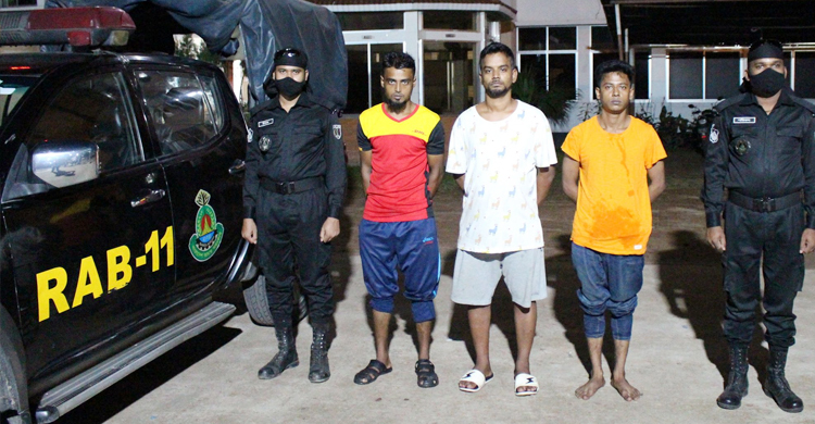 নারায়ণগঞ্জে মাদকদ্রব্যসহ আটক ৩