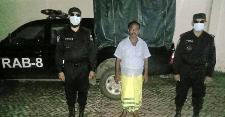 টিকটক মডেল ও চাকরির প্রলোভনে কিশোরী পাচার করেন তিনি